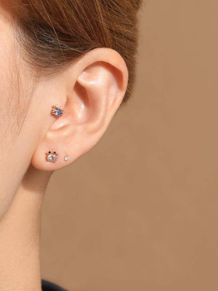 14K Gold Mini Crab Cartilage Earring 18G