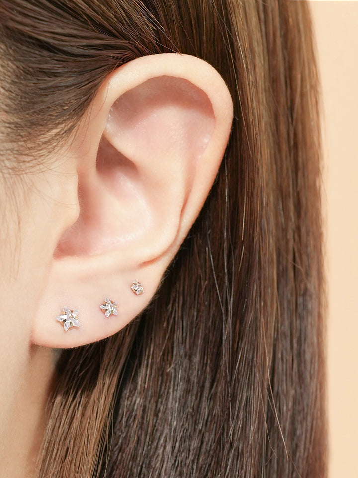 14K Gold Crystal Star Cartilage Earring 20G