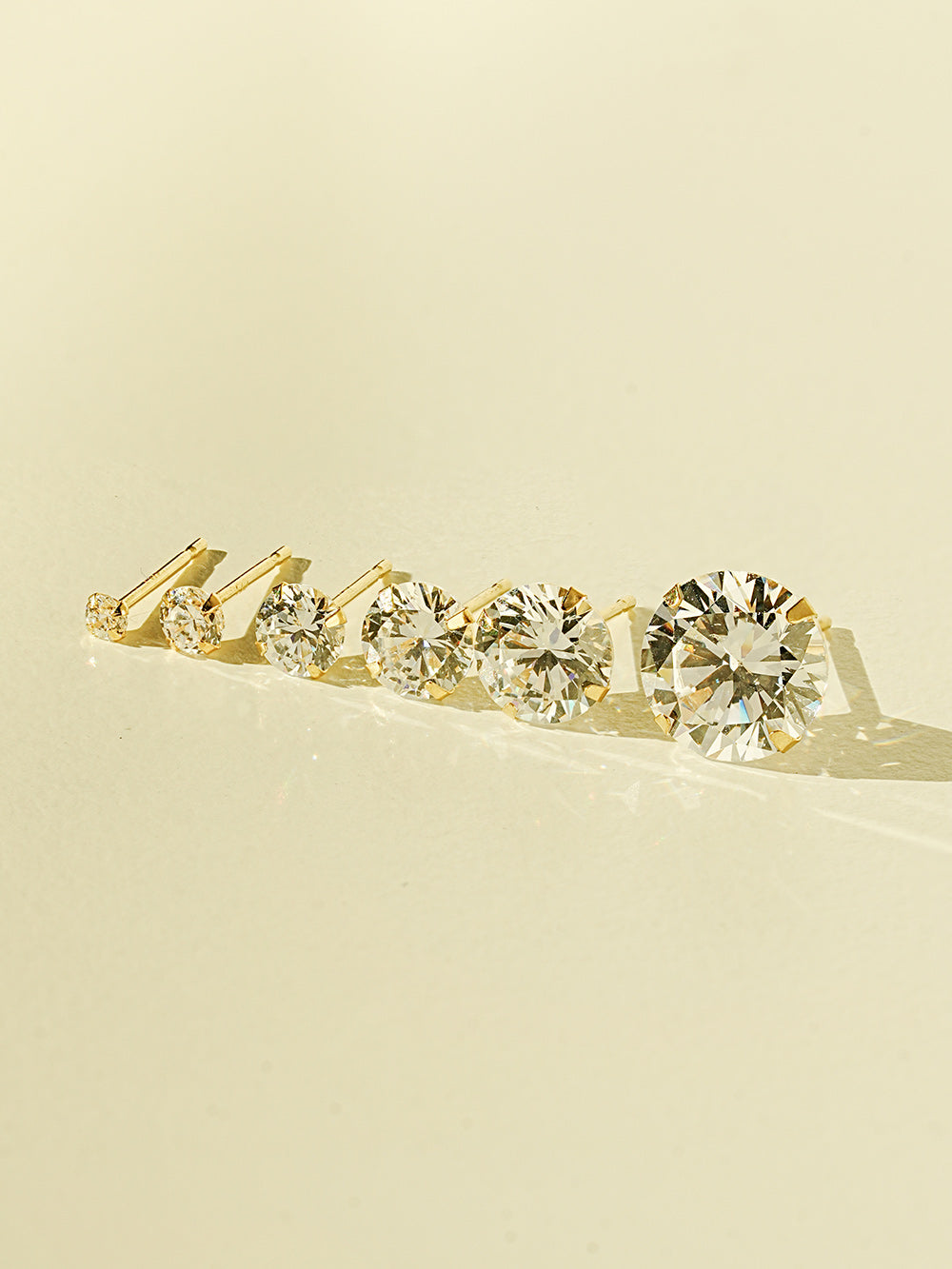 14K Gold Daily Cubic Earring