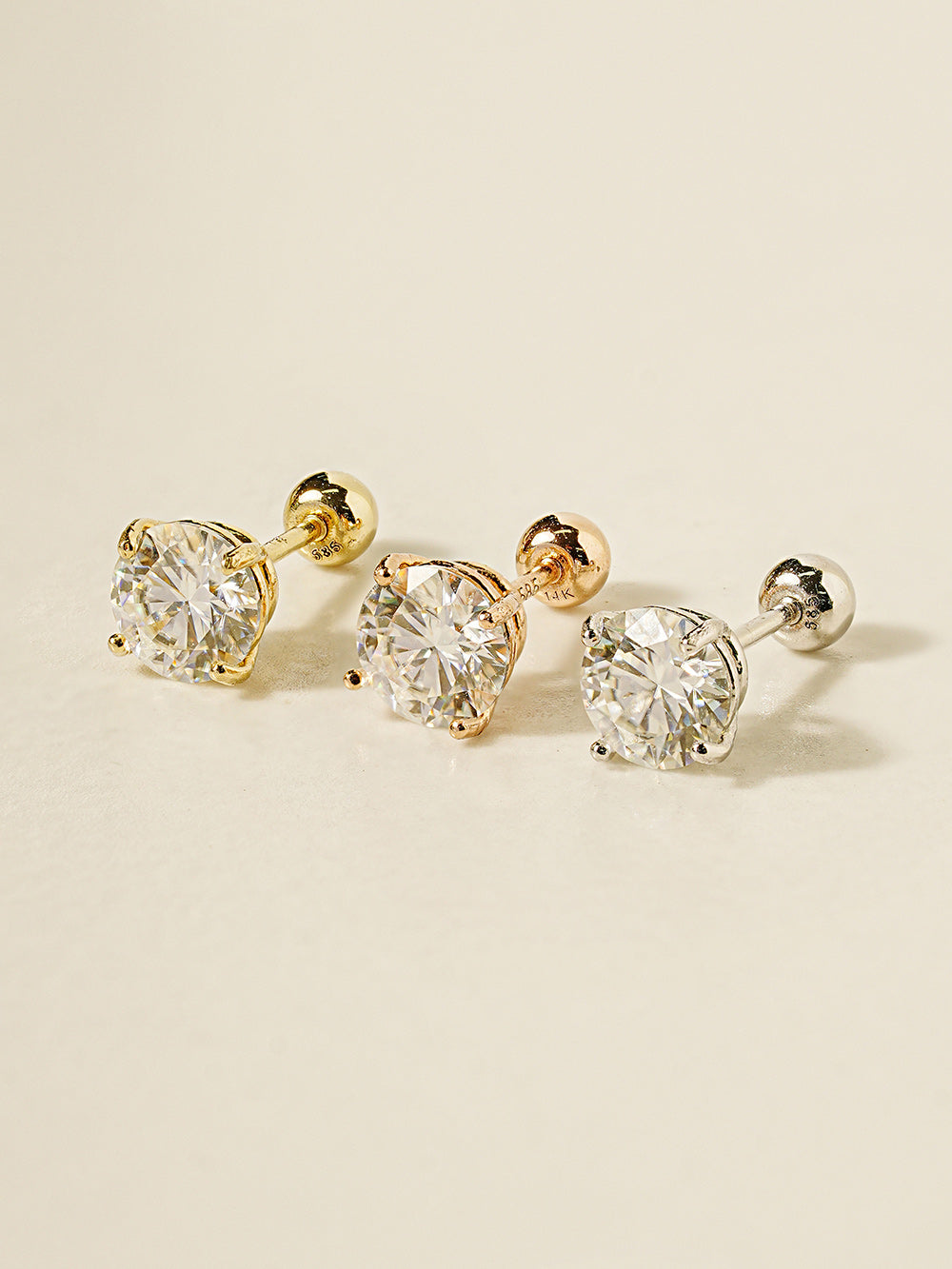 14K Gold 4 Pronged Moissanite Cartilage Earring 20G18G16G