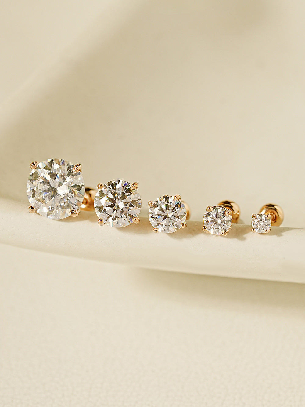 14K Gold 4 Pronged Moissanite Cartilage Earring 20G18G16G
