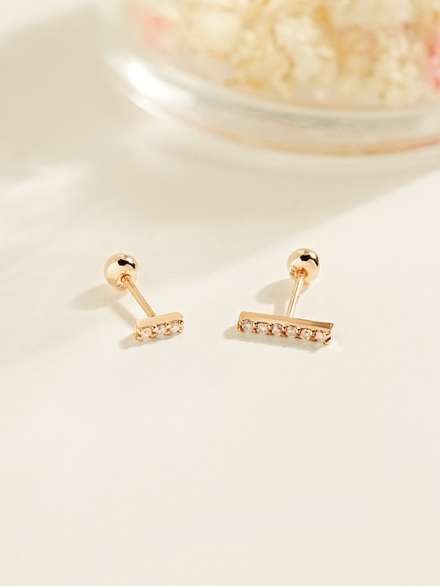 14K Gold Cubic Stick Cartilage Earring S,M 20G
