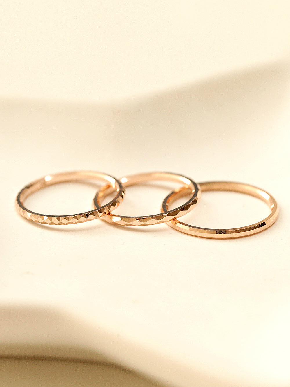 14K Gold Hallow Layered Cutting Guard Ring