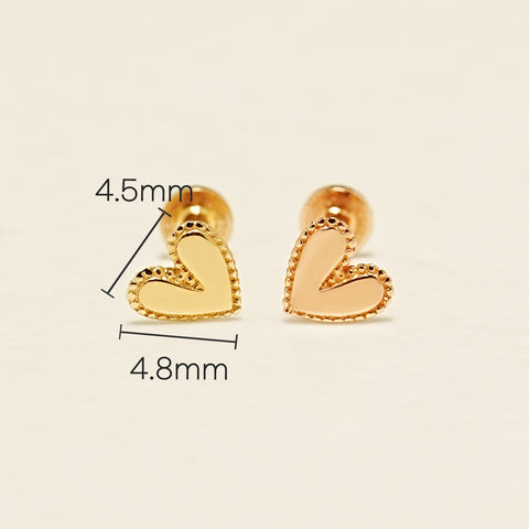 14K Gold Glossy Heart Internally Threaded Labret Piercing 18G16G