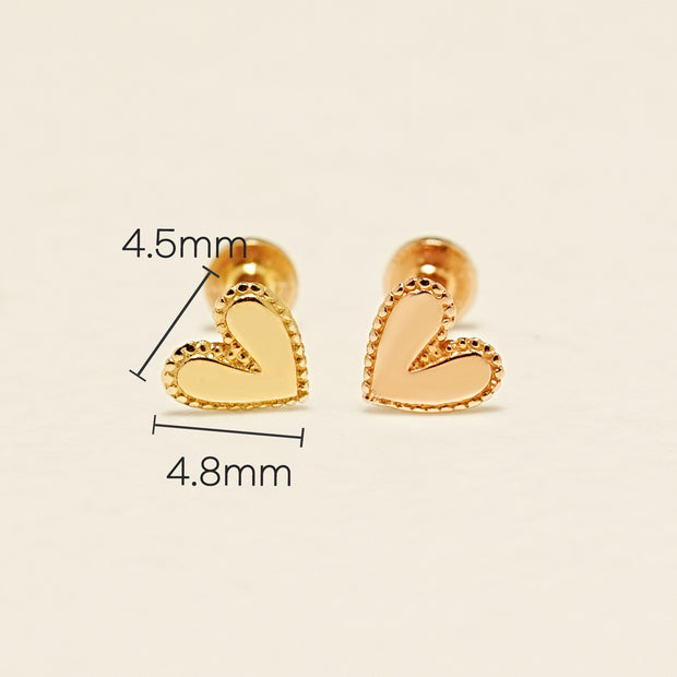 14K Gold Glossy Heart Internally Threaded Labret Piercing 18G16G