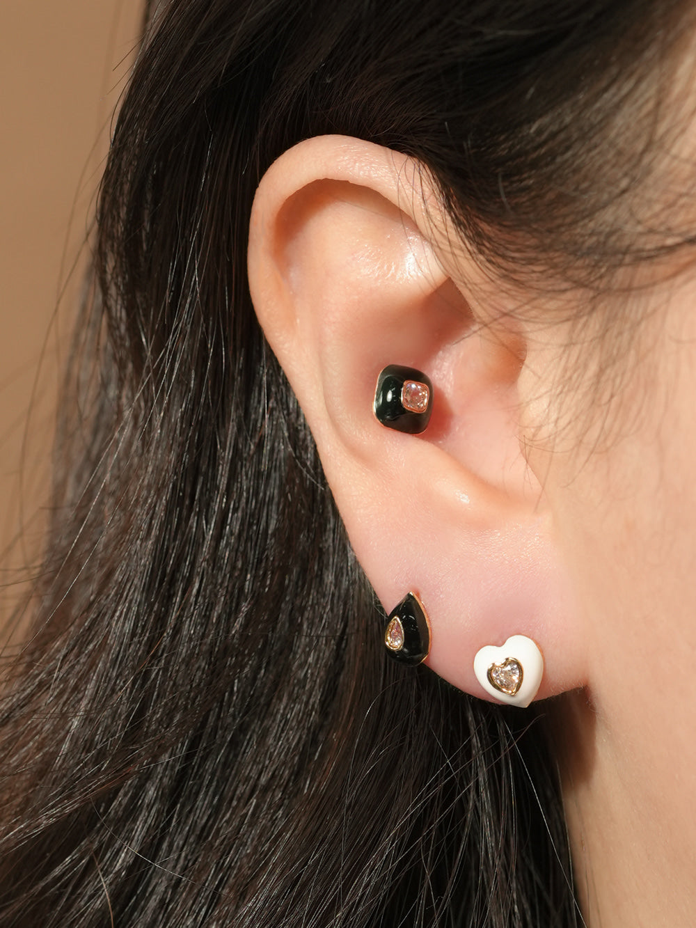 14KGF Enamel Square Earring 20G