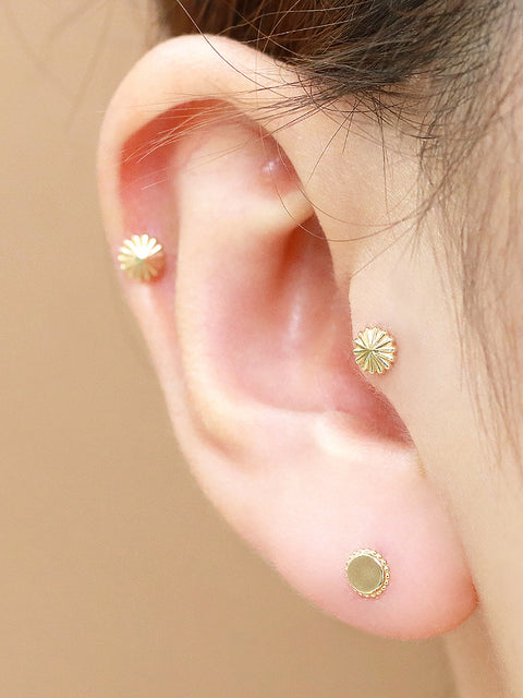 14K Gold Merry Round Cartilage Earring 20G18G16G