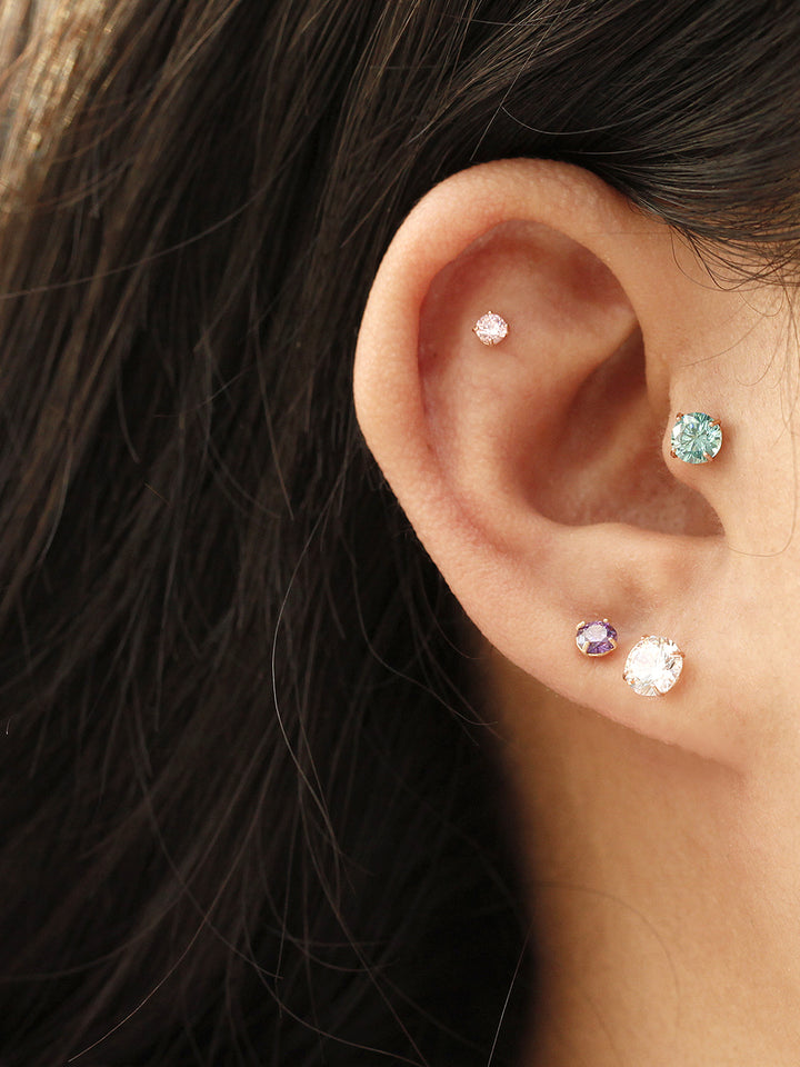 14K Gold Bling Cubic 4 Prong Cartilage Earring 20G