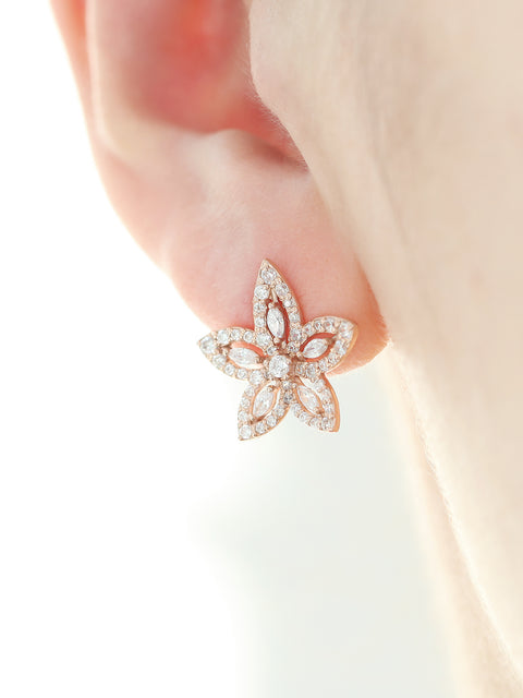 14K Gold Maple Flower Cartilage Earring 18g16g
