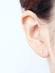 14K gold Cross cartilage earring 20g