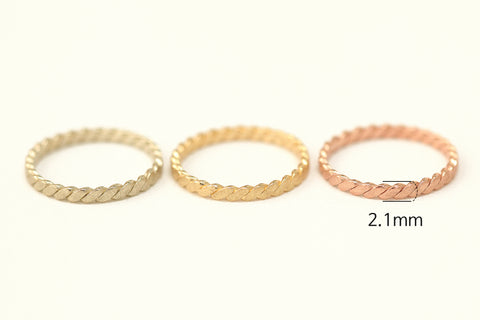 14K Gold Brushed Twist Ring