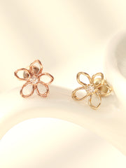 14K gold Point Cubic Daisy cartilage earring 20g