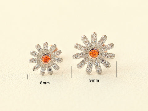 14K gold Cubic Daisy cartilage earring 20g