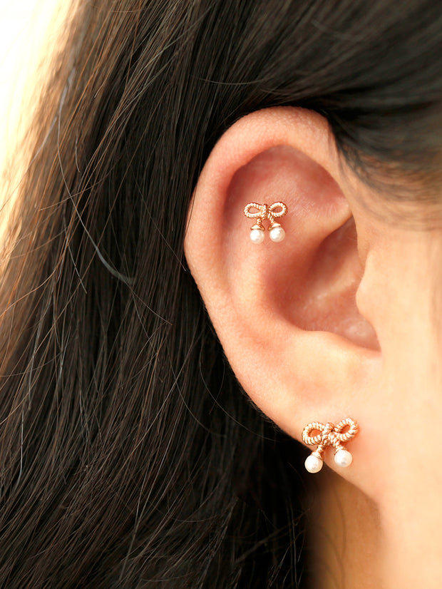 14K Gold Twist Ribbon Pearl Cartilage Earring 18G16G