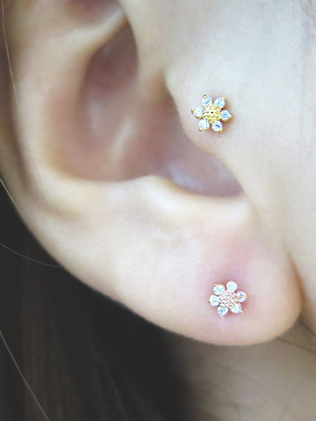 Dainty Mini Flower Cartilage earring