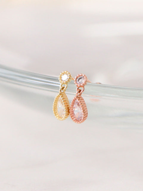 14K gold Teardrop Cubic cartilage earring 20g