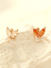 14K gold Fresh-Water Pearl Butterfly cartilage earring 18g16g