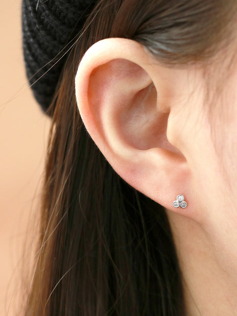 925 Silver Triangle Cubic Stud Earring