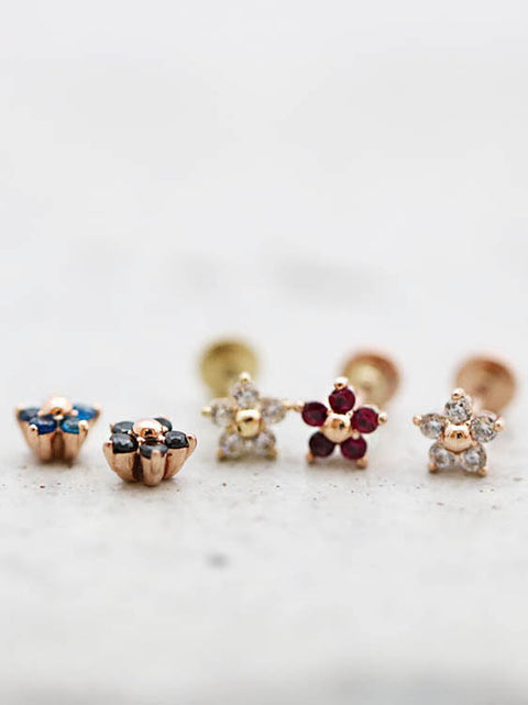 14K Gold Flower Labret Piercing 18G16G