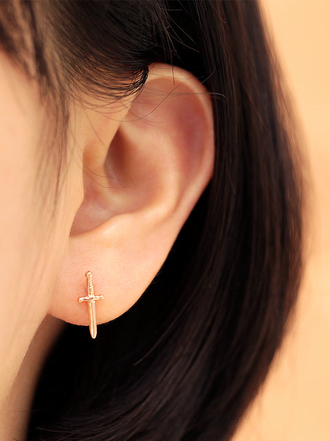 14K gold Knife cartilage earring 20g