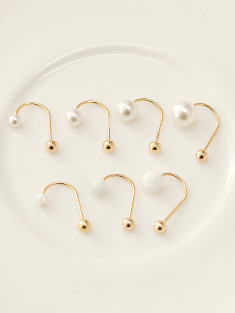 14K gold Opal & Pearl cartilage earring 20g
