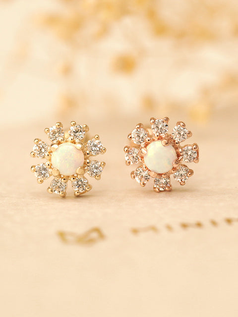 14K Gold Internal Opal Daisy Cartilage Earring 20G18G16G