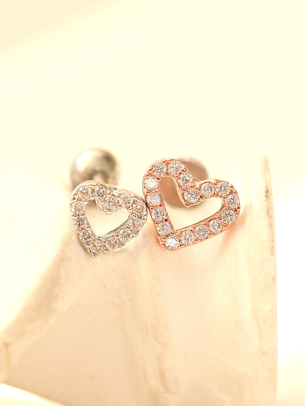 9ct Yellow Gold Cartilage Helix Earring Stud – Heart Shape, 20g (0.8mm)