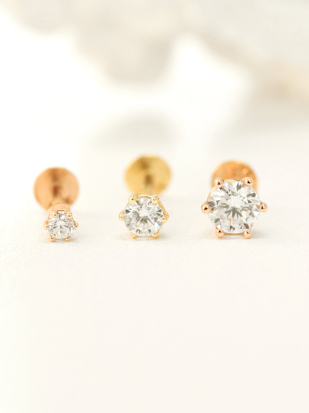 14K Gold Rough Diamond Labret Piercing 2mm, 3mm, 4mm 18G16G – MinimalBijoux