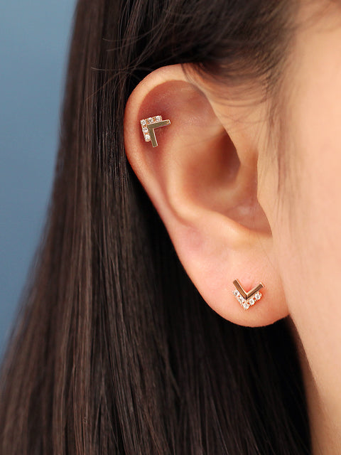 14K Gold Double V Cubic Cartilage Earring 20G18G