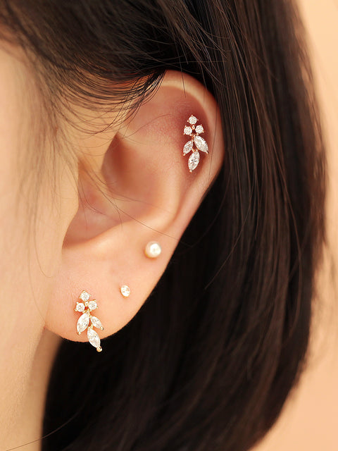14K Gold Internal Cubic Curve Leaf Labret Piercing 18G16G