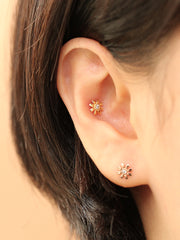 14K gold Marguerite Cubic cartilage earring 20g