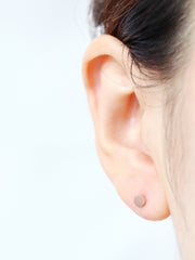 14K Gold Minimalist Earring