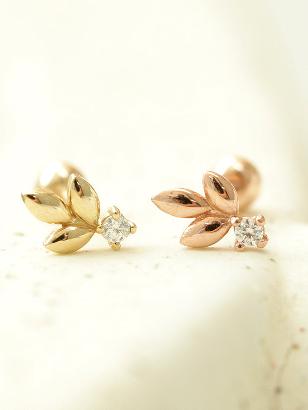 14K gold Mini Cubic Leaf cartilage earring 20g