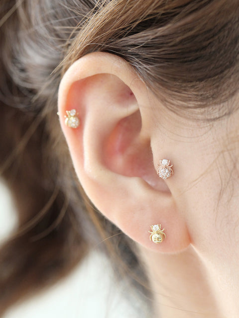14K gold Mini Spider cartilage earring 20g