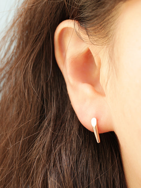 14K Gold Volume Stick Cartilage Earring 20G18G16G