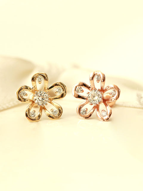 14K Gold glossy Flower Cartilage Earring 20g18g