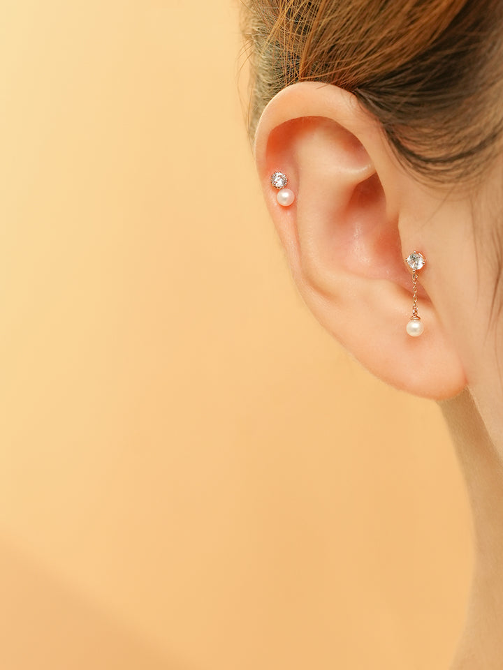 14K Gold Point Cubic Fresh Water Pearl Drop Cartilage Earring 20G18G16G