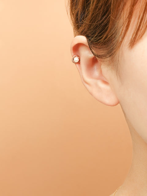 14K Gold Freesia Pearl Cartilage Earring 18G16G