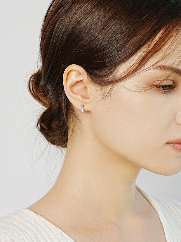 14K Gold Mini Tear Drop Cartilage Earring 20G