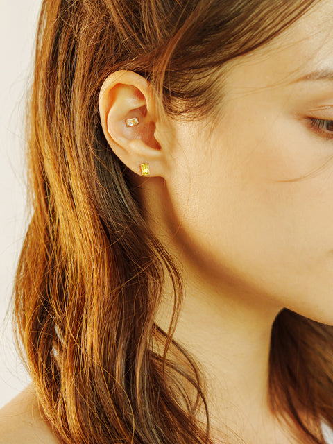 14K Gold Colorful Baguette CZ Cartilage Earring 20G18G16G