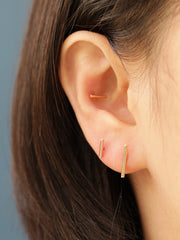 14K Gold Round Stick Stud Earring