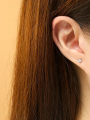 14K Gold 4 Pronged Moissanite Cartilage Earring 20G18G16G