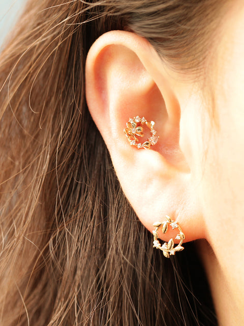14K Gold Wreath Flower Cartilage Earring 20G18G16G