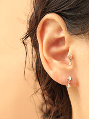 14K gold Teardrop Leaf cartilage earring 20g