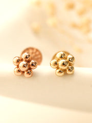 14K Gold Lovely Voluminous Flower Labret Piercing 18g16g