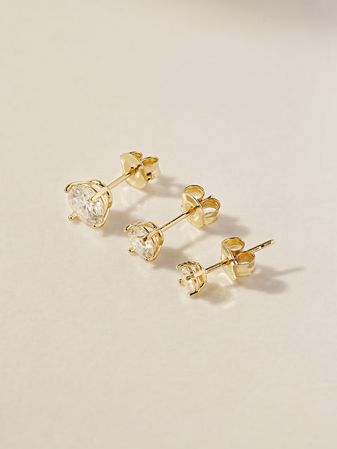 14K Gold 4 Pronged Moissanite Stud Earring