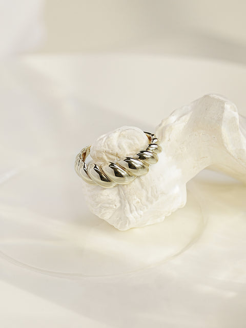 14K 18K Gold Hallow Croissant Ring