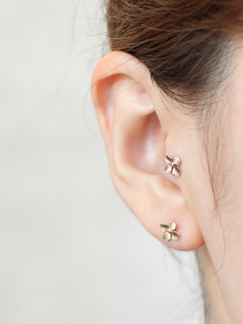 14K gold Brushed flower cartilage earring 18g16g