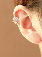 Luxury flower Cartilage earring