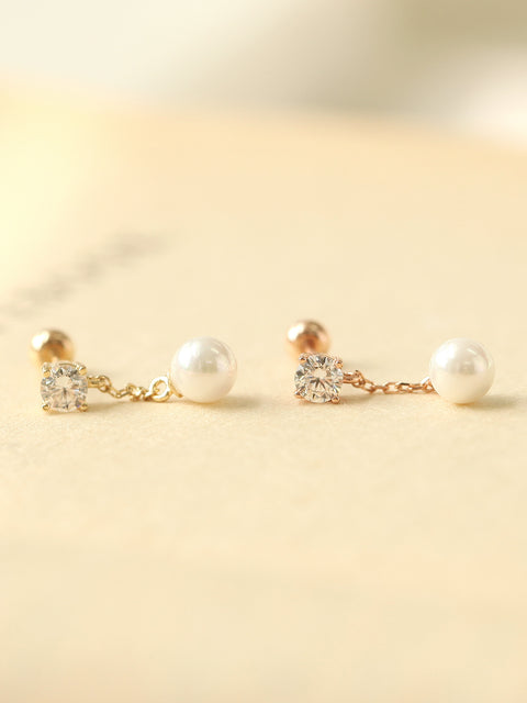 14K Gold pearl dangle cartilage earring 20g